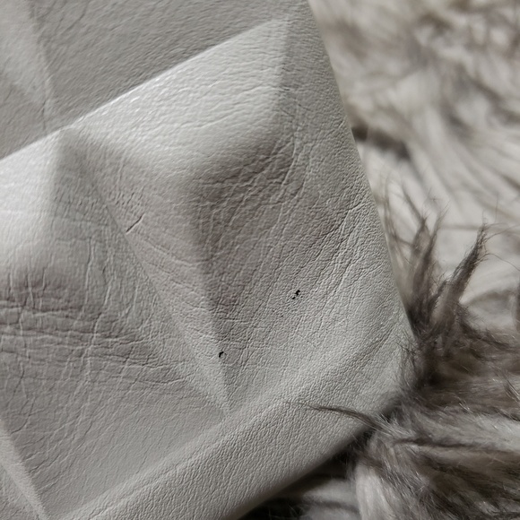 Calvin Klein Purse - Picture 3 of 4